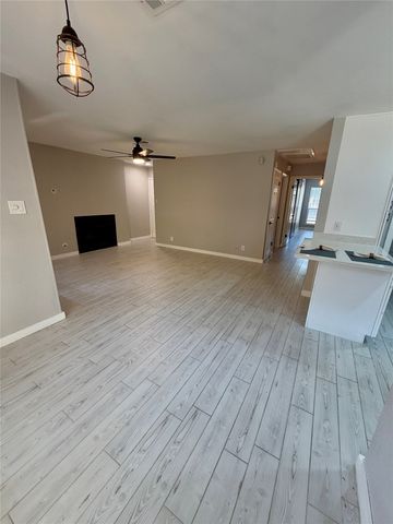 1108 Harwell Drive 1711, Arlington, TX 76011