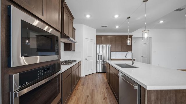 21903 Tamworth Hollow Trail, Cypress, TX 77433