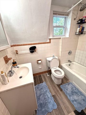 58-60 Ward St, Fitchburg, MA 01420