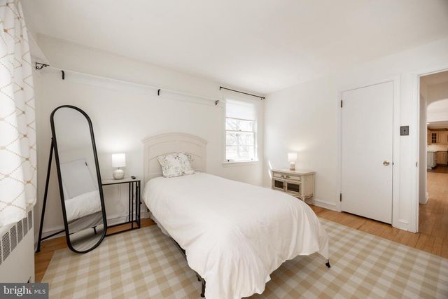 382 OAK DR, Harleysville, PA 19438