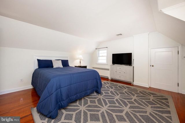 382 OAK DR, Harleysville, PA 19438