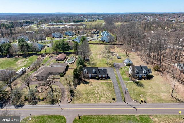 382 OAK DR, Harleysville, PA 19438