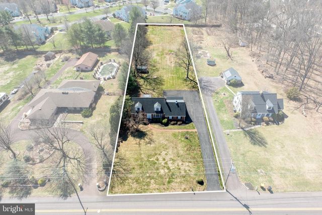 382 OAK DR, Harleysville, PA 19438