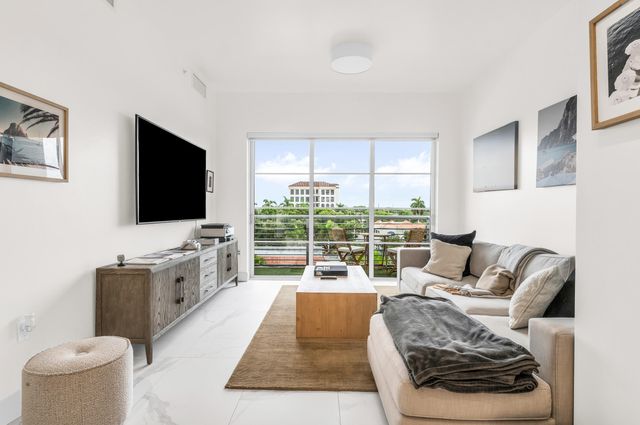 155 E Boca Raton Road 524, Boca Raton, FL 33432