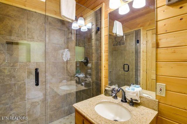 3572 Pebbles Mtn Way, Sevierville, TN 37862