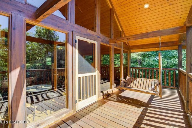 3572 Pebbles Mtn Way, Sevierville, TN 37862