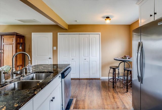 10518 Desdemona Drive, Dallas, TX 75228