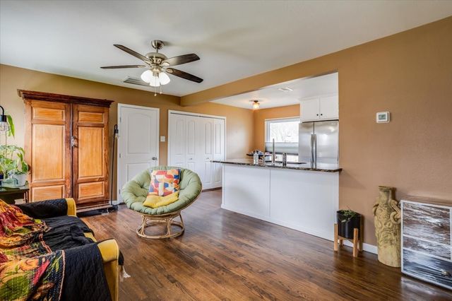 10518 Desdemona Drive, Dallas, TX 75228