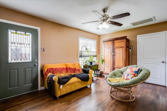 10518 Desdemona Drive, Dallas, TX 75228