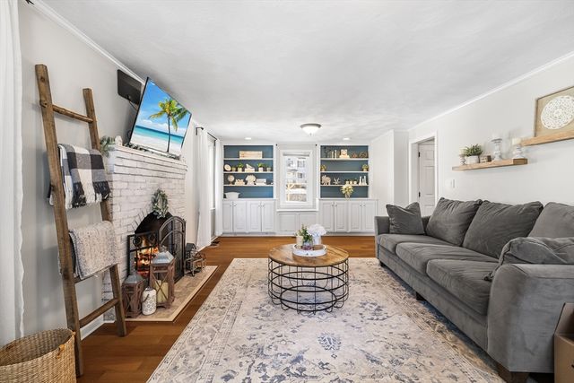 300 Woburn St, Wilmington, MA 01887