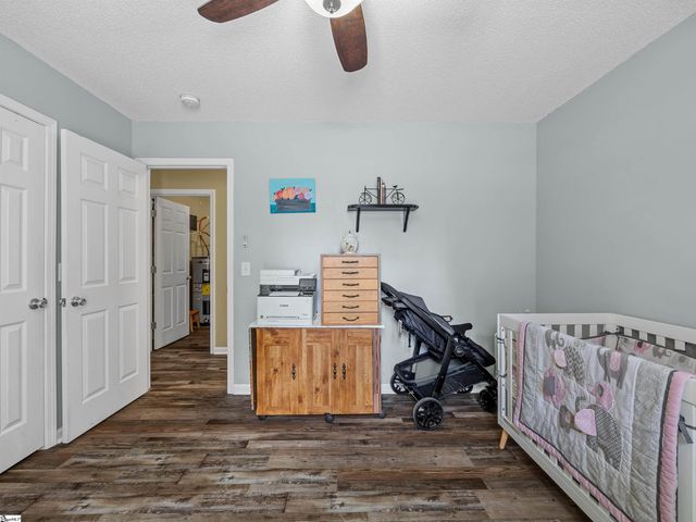 1915 Duncan Reidville Road, Duncan, SC 29334