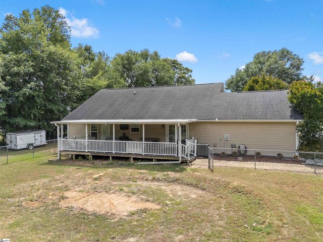 1915 Duncan Reidville Road, Duncan, SC 29334