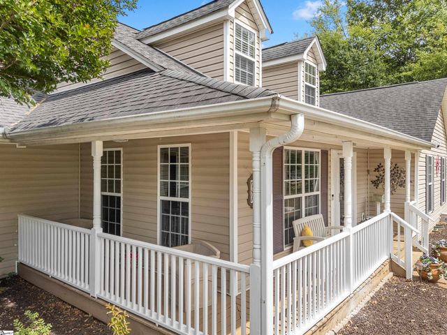 1915 Duncan Reidville Road, Duncan, SC 29334