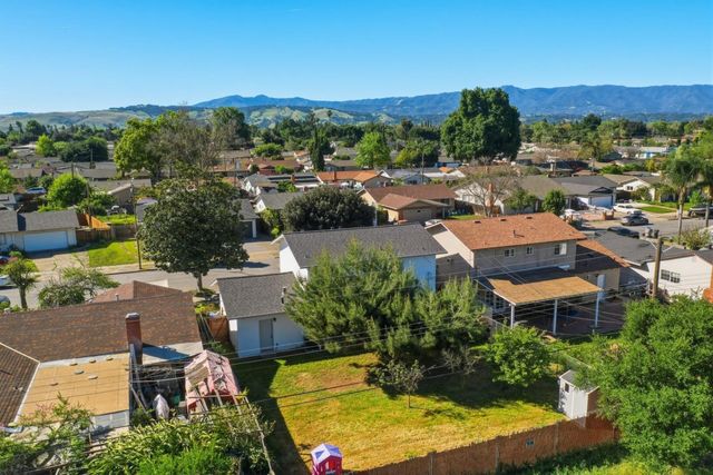 411 Grey Ghost Avenue, San Jose, CA 95111