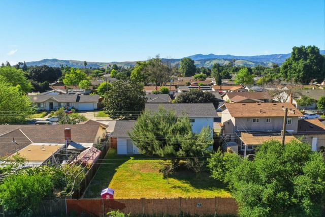 411 Grey Ghost Avenue, San Jose, CA 95111