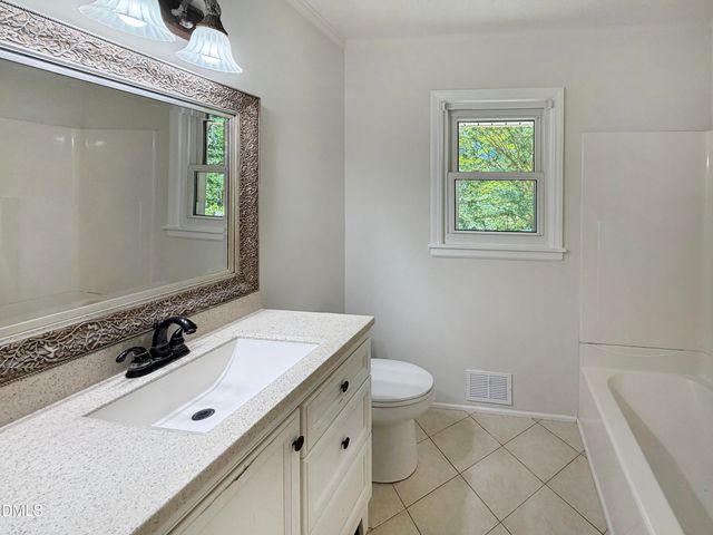 108 W Dogwood Drive, Mebane, NC 27302