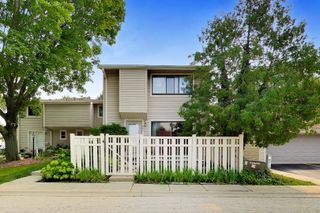 455 Verde Drive 455, Schaumburg, IL 60173