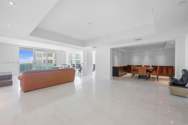 3301 NE 183 Street 2209, Aventura, FL 33160
