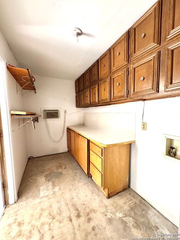 663 Fern Meadow, Universal City, TX 78148