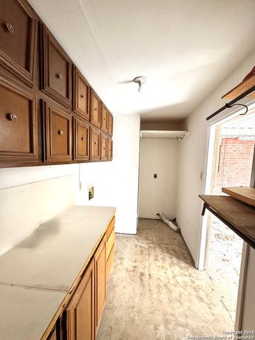 663 Fern Meadow, Universal City, TX 78148