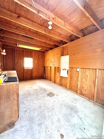 663 Fern Meadow, Universal City, TX 78148