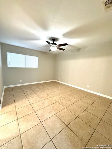 663 Fern Meadow, Universal City, TX 78148