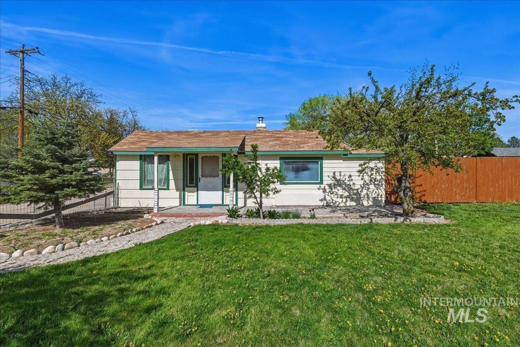 507 18th Avenue N, Nampa, ID 83687