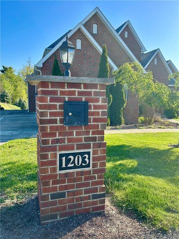 1203 Clark St, White Oak, PA 15131