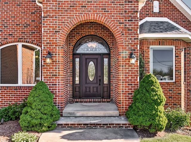 1203 Clark St, White Oak, PA 15131
