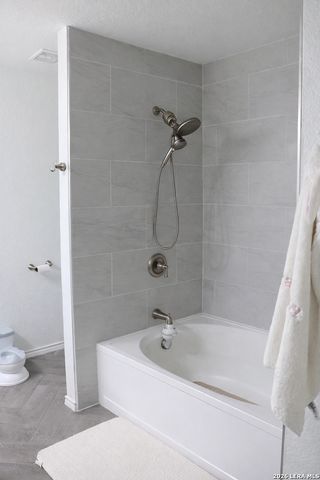 6338 Austin valley, San Antonio, TX 78242