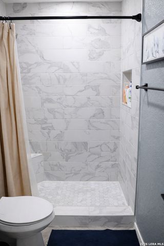 6338 Austin valley, San Antonio, TX 78242