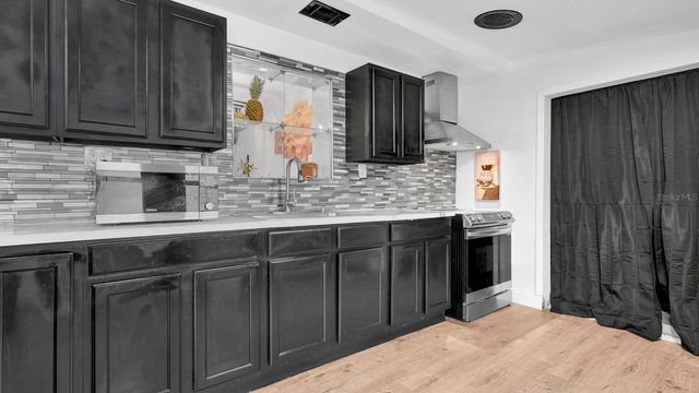 1426 ELLEN LANE, Apopka, FL 32712