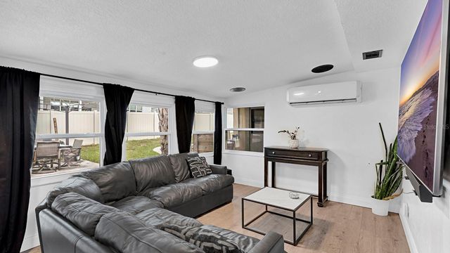 1426 ELLEN LANE, Apopka, FL 32712