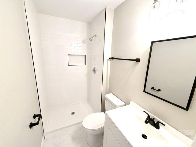 701 Archdale Drive, Charlotte, NC 28217