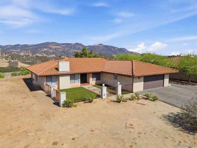 3249 Pleasant View Ln, Jamul, CA 91935