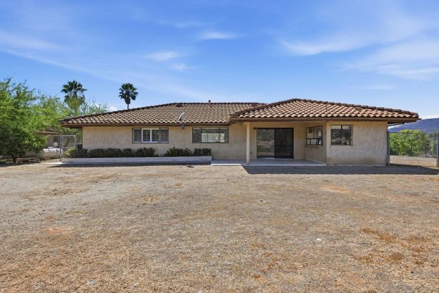 3249 Pleasant View Ln, Jamul, CA 91935