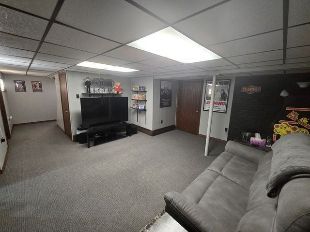 14 Ridgewood Circle, Lawrence, MA 01843