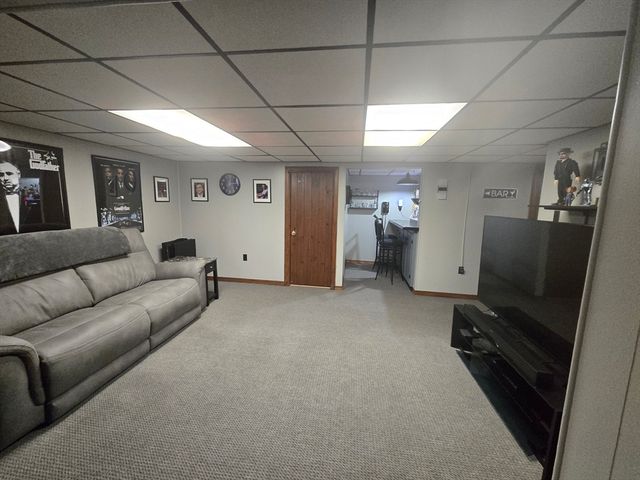 14 Ridgewood Circle, Lawrence, MA 01843