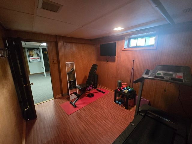 14 Ridgewood Circle, Lawrence, MA 01843