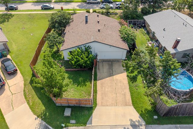 1742 Delaford Drive, Carrollton, TX 75007