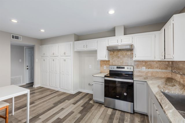 1742 Delaford Drive, Carrollton, TX 75007