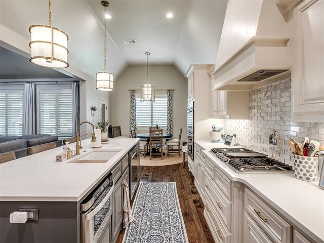 2417 Semillon Way, Edmond, OK 73012