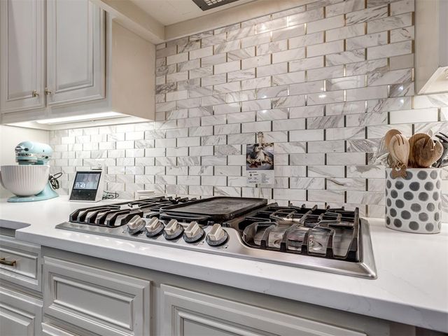 2417 Semillon Way, Edmond, OK 73012