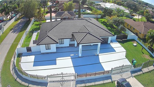 13430 SW 192nd St, Miami, FL 33177