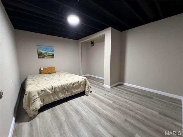1181 Belrue Avenue, University City, MO 63130