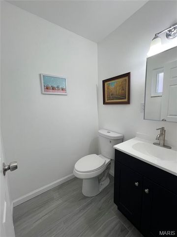 1181 Belrue Avenue, University City, MO 63130