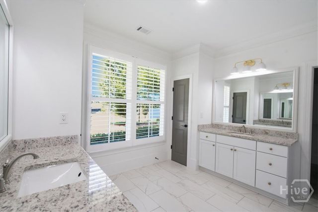 1706 Georgia Club Drive, Statham, GA 30666