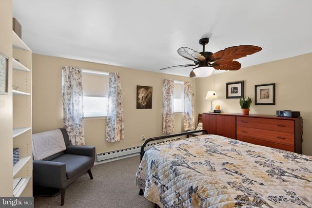 132 E 3RD AVE, Conshohocken, PA 19428