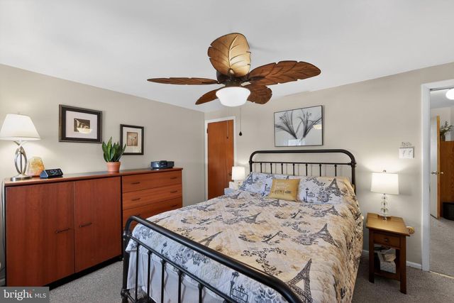 132 E 3RD AVE, Conshohocken, PA 19428