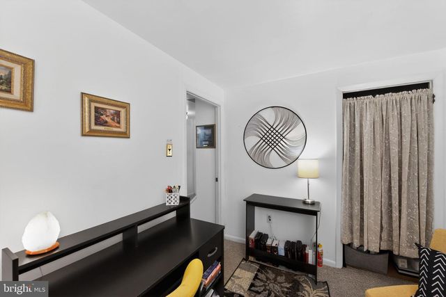 132 E 3RD AVE, Conshohocken, PA 19428